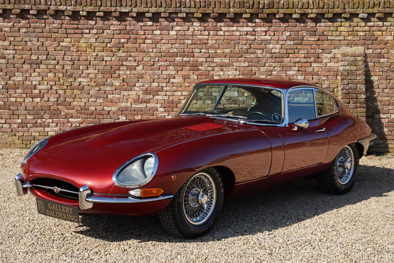Jaguar E-type Coupe (1961–1967)