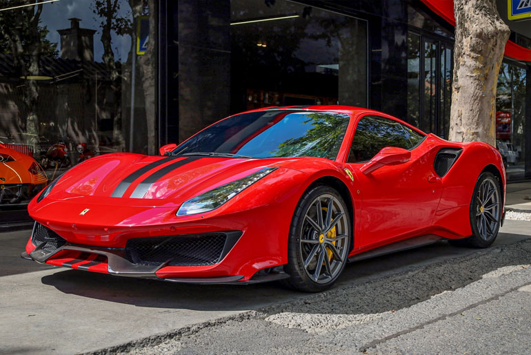 Ferrari 488
